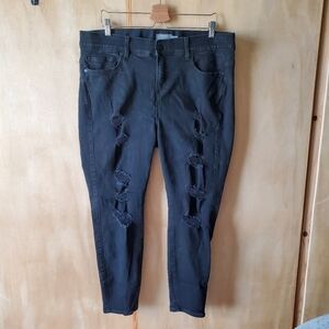 Torrid bombshell skinny black jeans size 20s